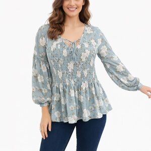 American Eagle Size Medium Floral Smocked Babydoll Blouse Blue and White Floral